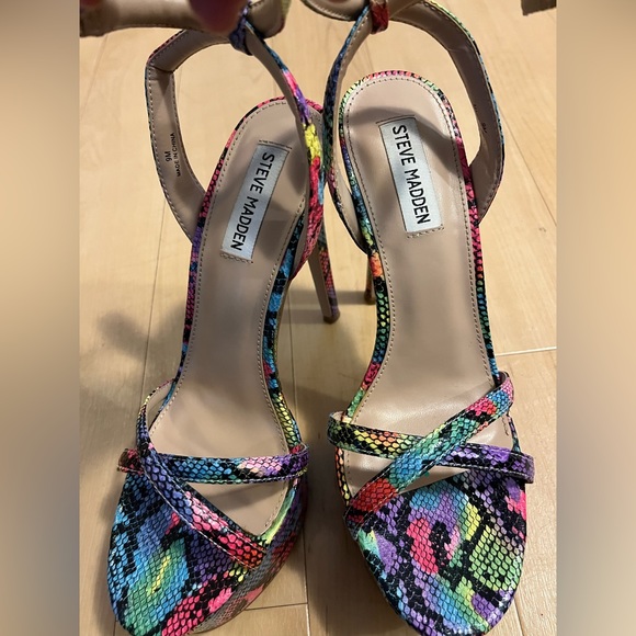 Steve Madden Marciana  2" platform 6" Heels 👠 - Picture 2 of 14